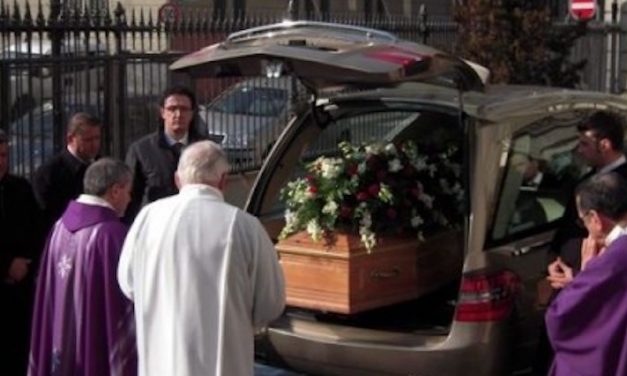 Orgogliosi di rappresentarvi e commossi per il caro estinto