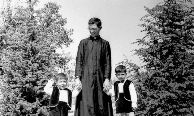 Le foto storiche di Abuna Tony